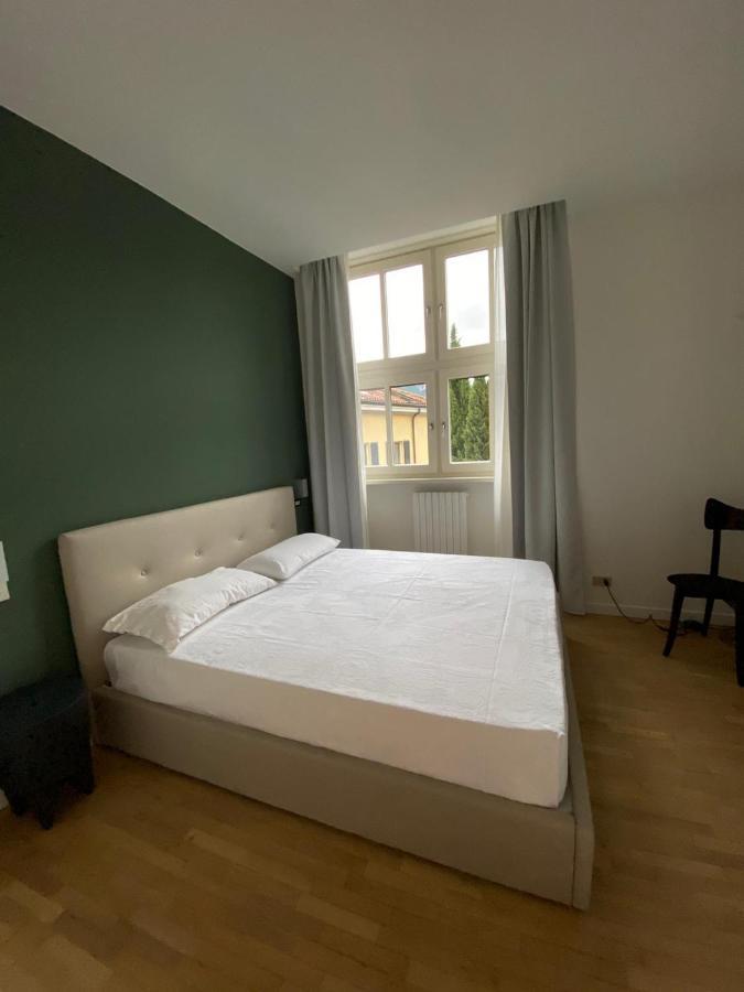Little Marina Apartment มัลกราเต ภายนอก รูปภาพ