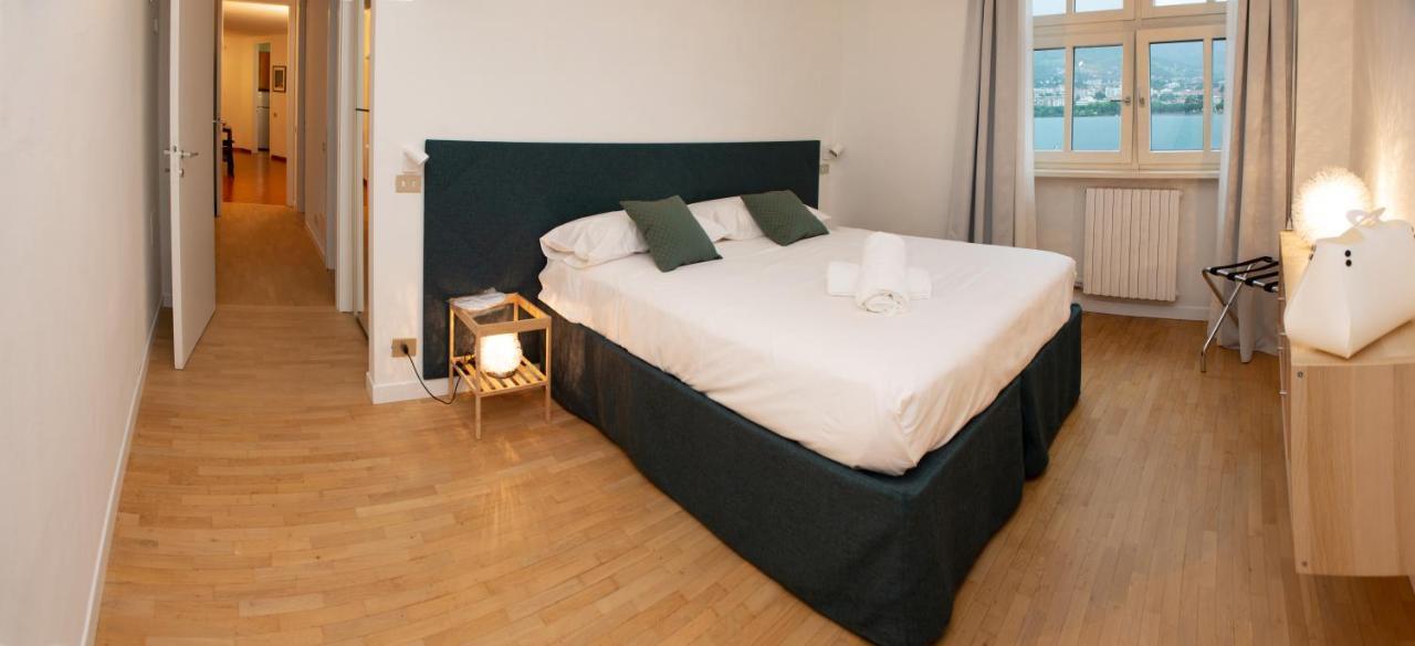 Little Marina Apartment มัลกราเต ภายนอก รูปภาพ